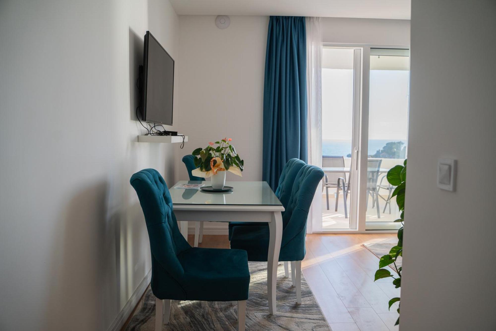 Milan Apartment *