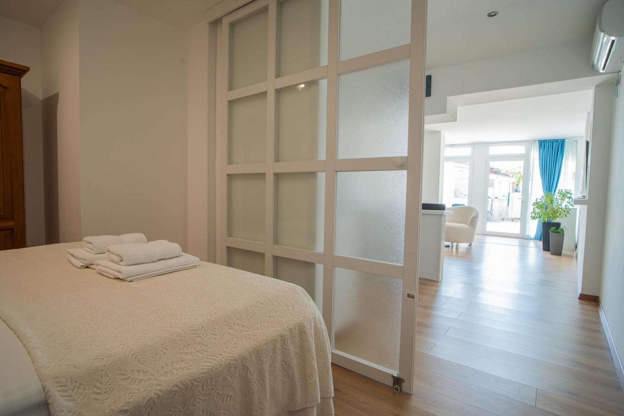 Apartment Milan Sveti Stefan